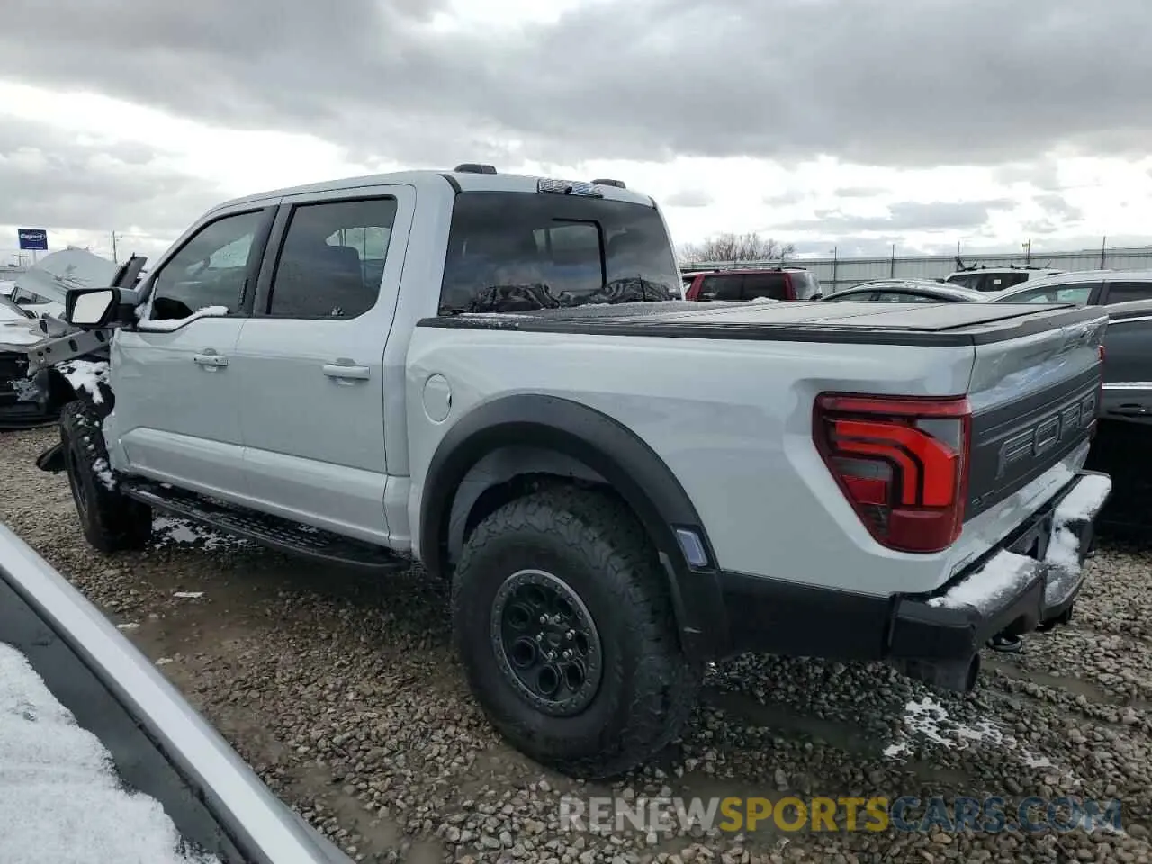 2 fotografías del automóvil dañado 1FTFW1RGXRFB06240 FORD F150 2024