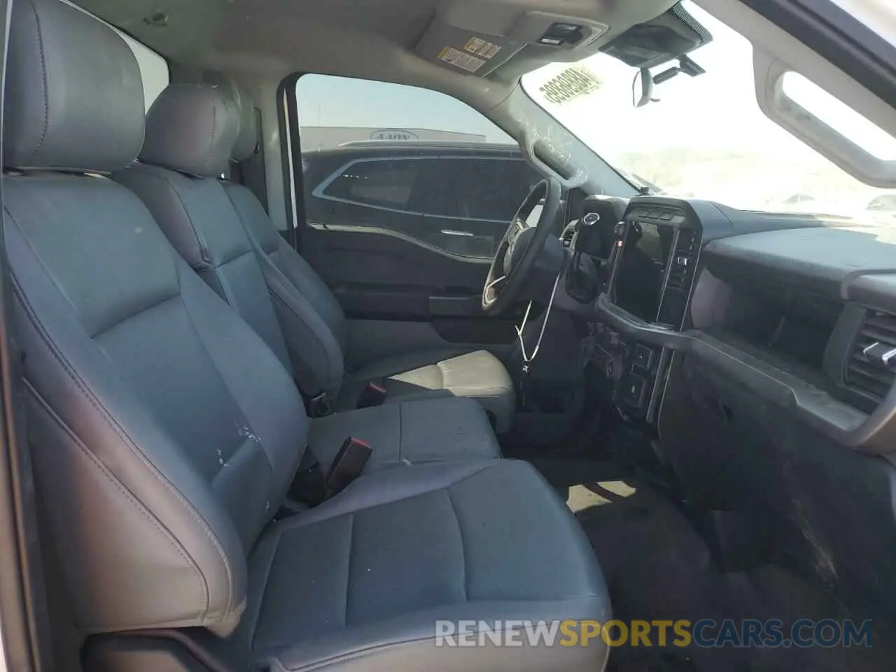 10 fotografías del automóvil dañado 1FTMF1KP2RKD78290 FORD F150 2024