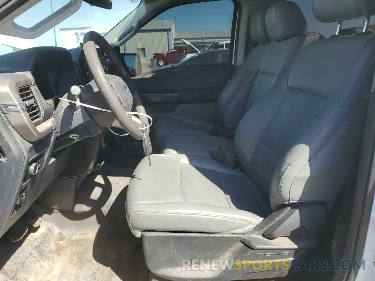 7 fotografías del automóvil dañado 1FTMF1KP2RKD78290 FORD F150 2024