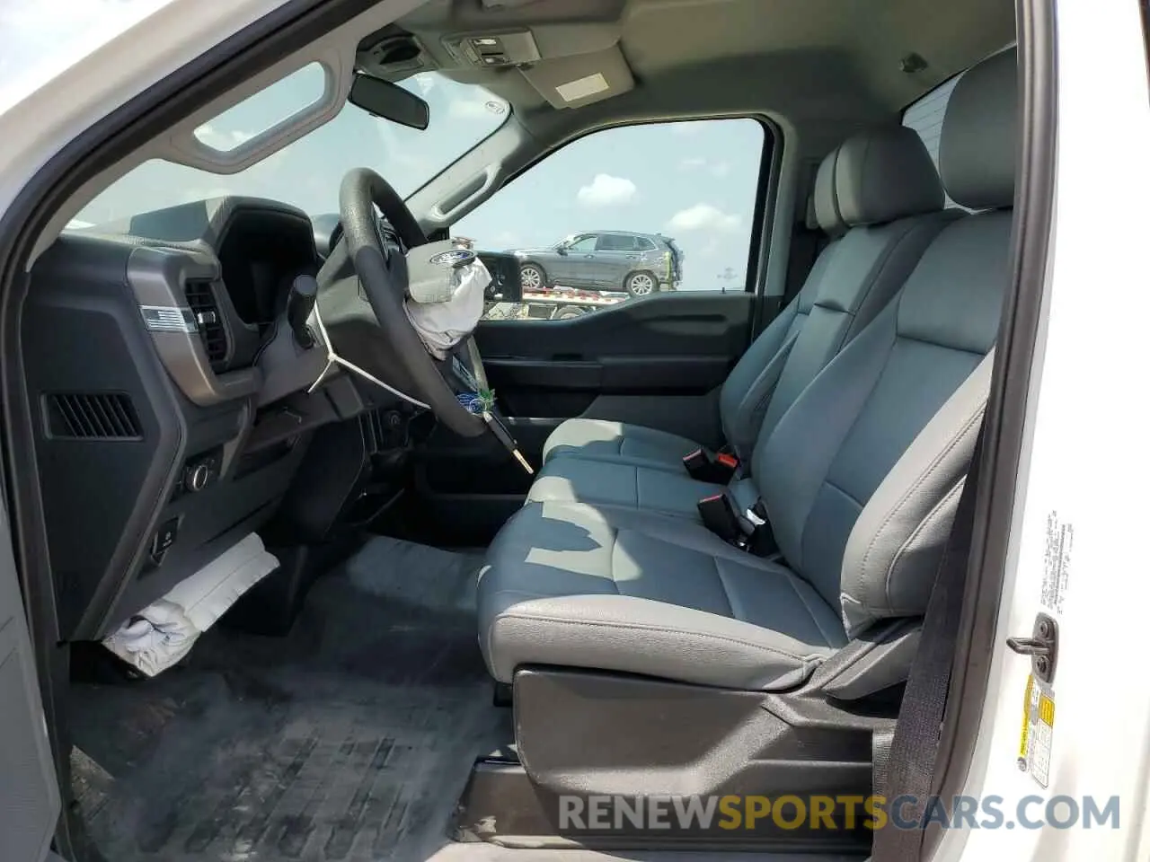 7 fotografías del automóvil dañado 1FTMF1KP2RKE56518 FORD F150 2024