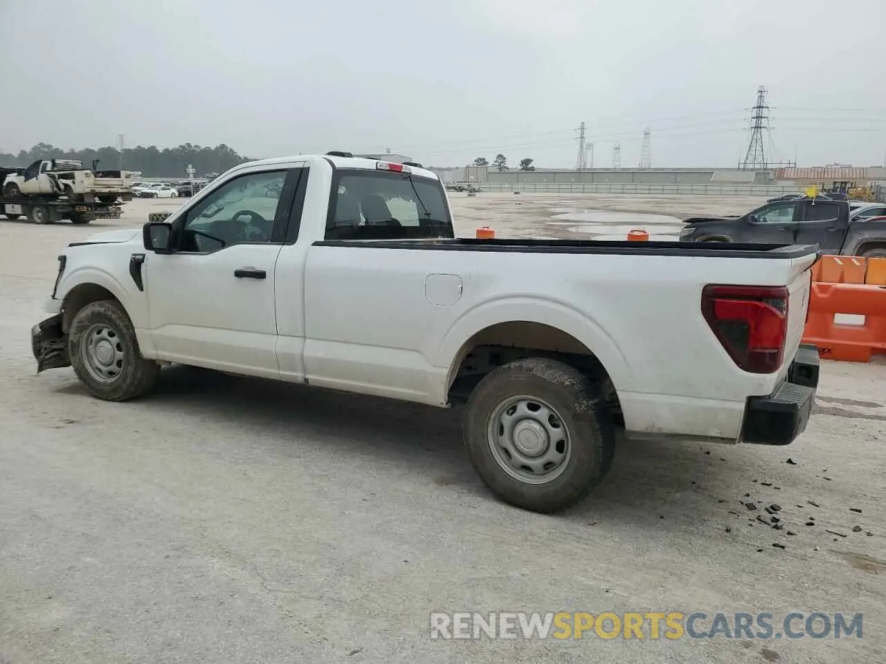 2 fotografías del automóvil dañado 1FTMF1KP6RKE54044 FORD F150 2024