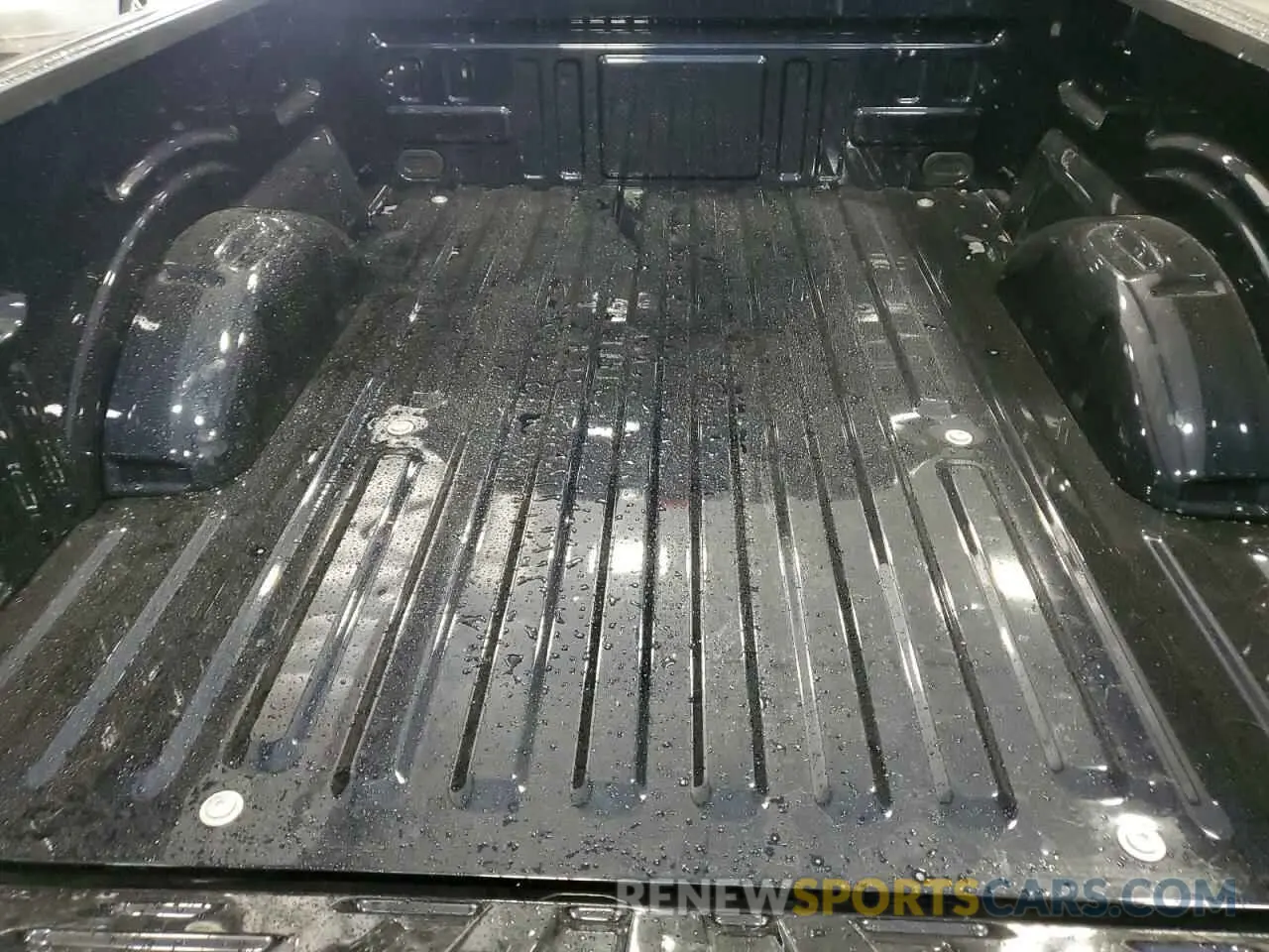 10 fotografías del automóvil dañado 1FTMF1L58RKF32594 FORD F150 2024