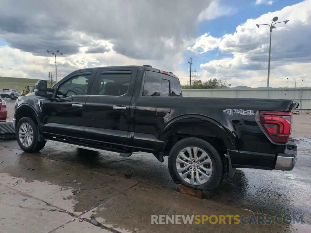 2 fotografías del automóvil dañado 1FTFW5L51RFB14905 FORD F150 LARIA 2024