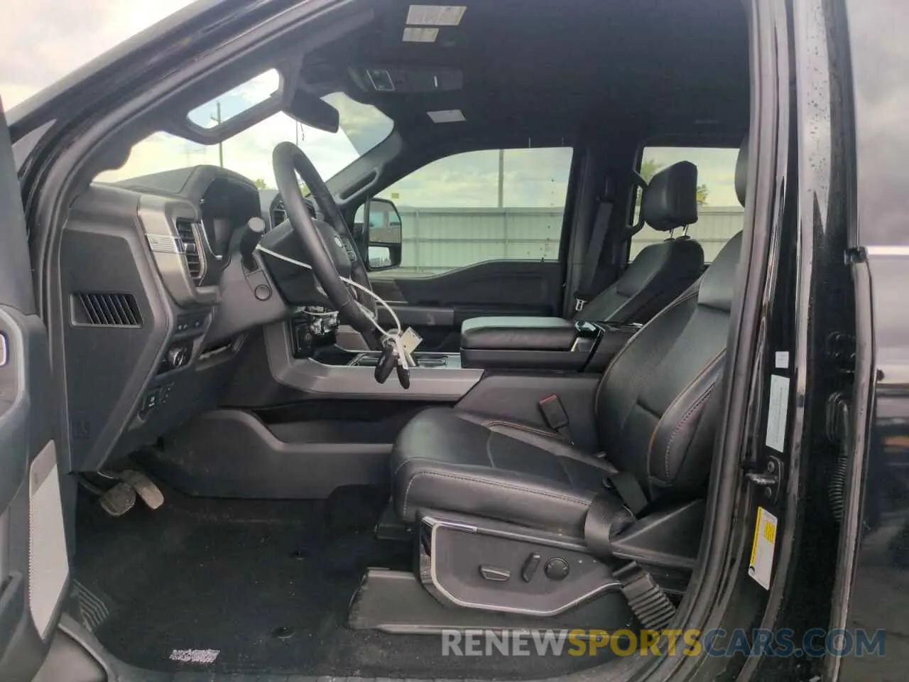 7 fotografías del automóvil dañado 1FTFW5L51RFB14905 FORD F150 LARIA 2024
