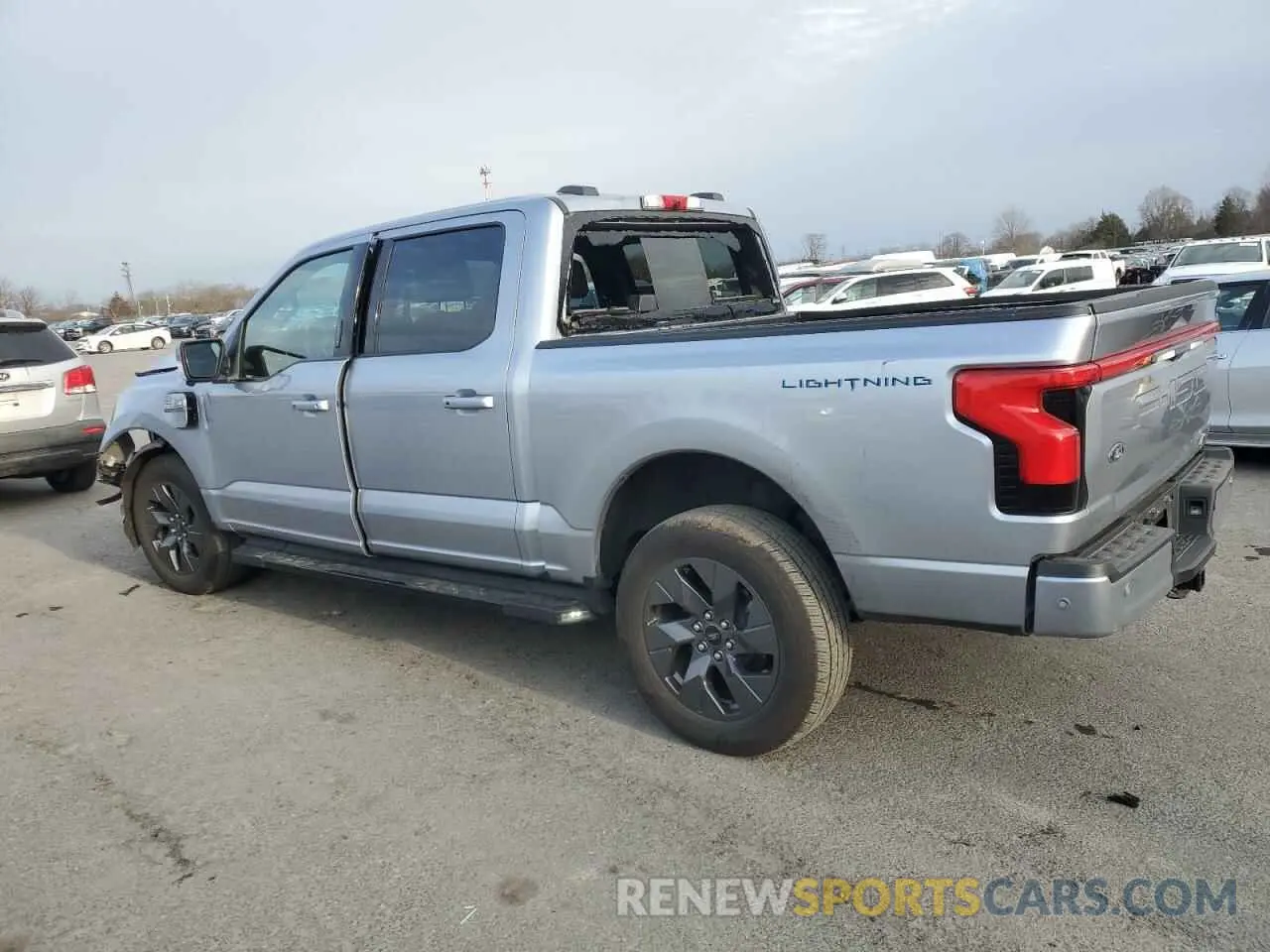 2 fotografías del automóvil dañado 1FT6W1EVXNWG06820 FORD F150 LIGHT 2022