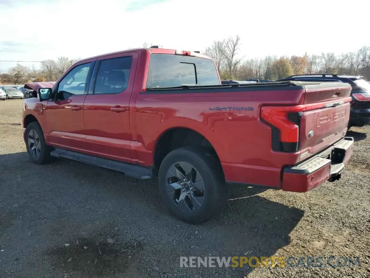 2 fotografías del automóvil dañado 1FTVW1EV1NWG11044 FORD F150 LIGHT 2022