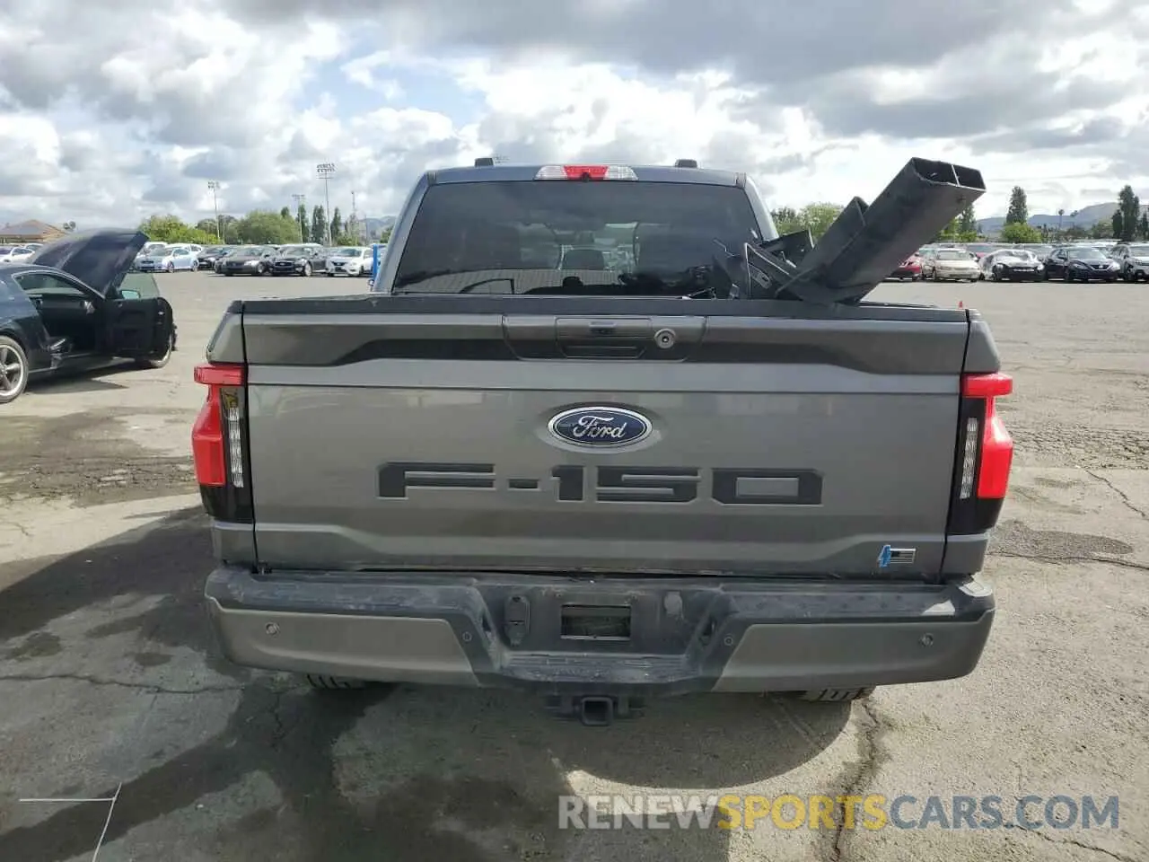 6 fotografías del automóvil dañado 1FT6W1EV0PWG34788 FORD F150 LIGHT 2023