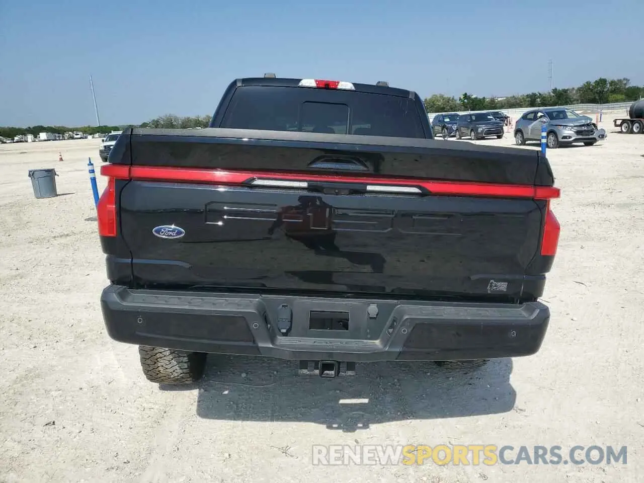 6 fotografías del automóvil dañado 1FT6W1EV1PWG09284 FORD F150 LIGHT 2023