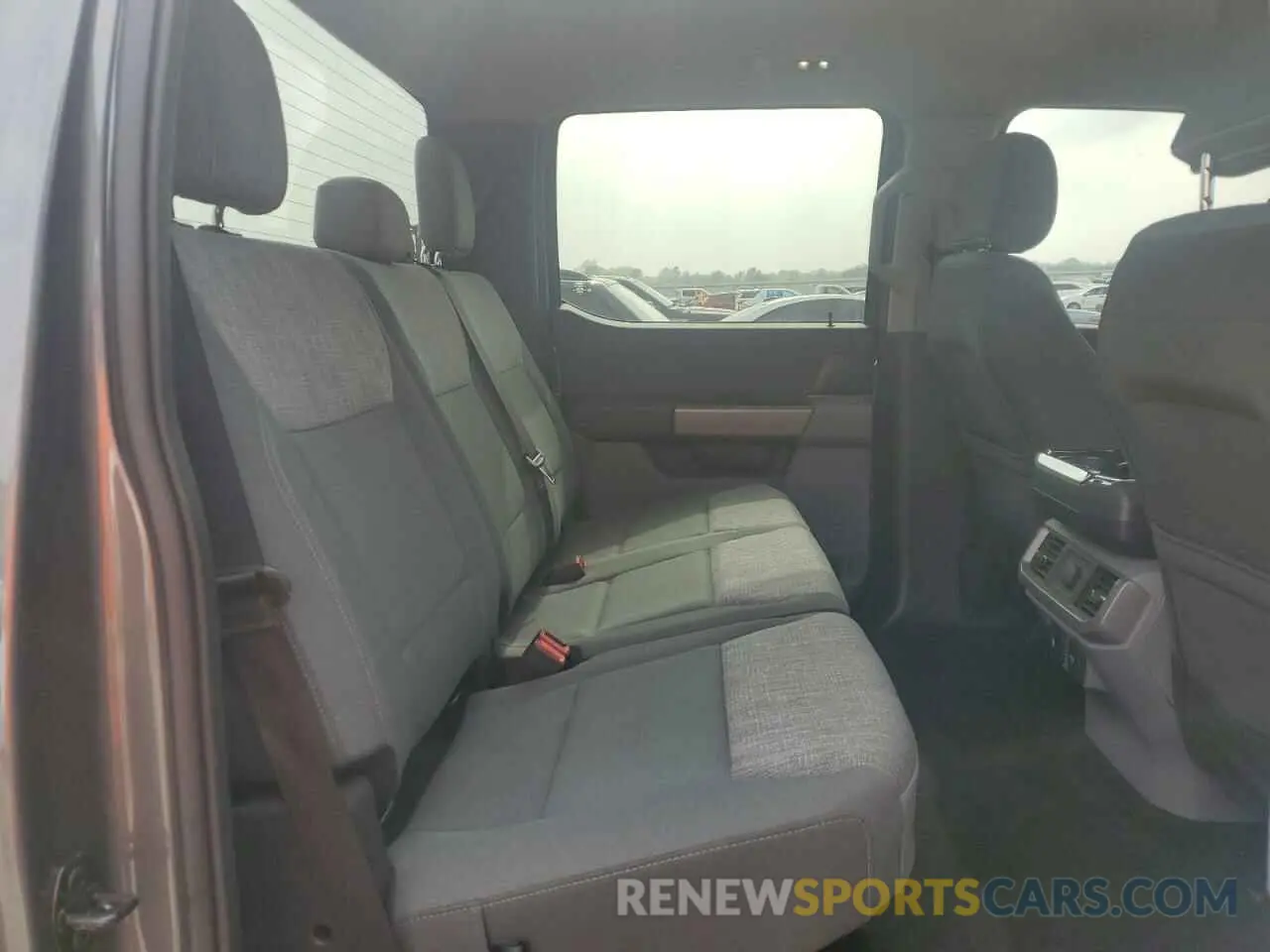 10 fotografías del automóvil dañado 1FTVW1EL1PWG49181 FORD F150 LIGHT 2023
