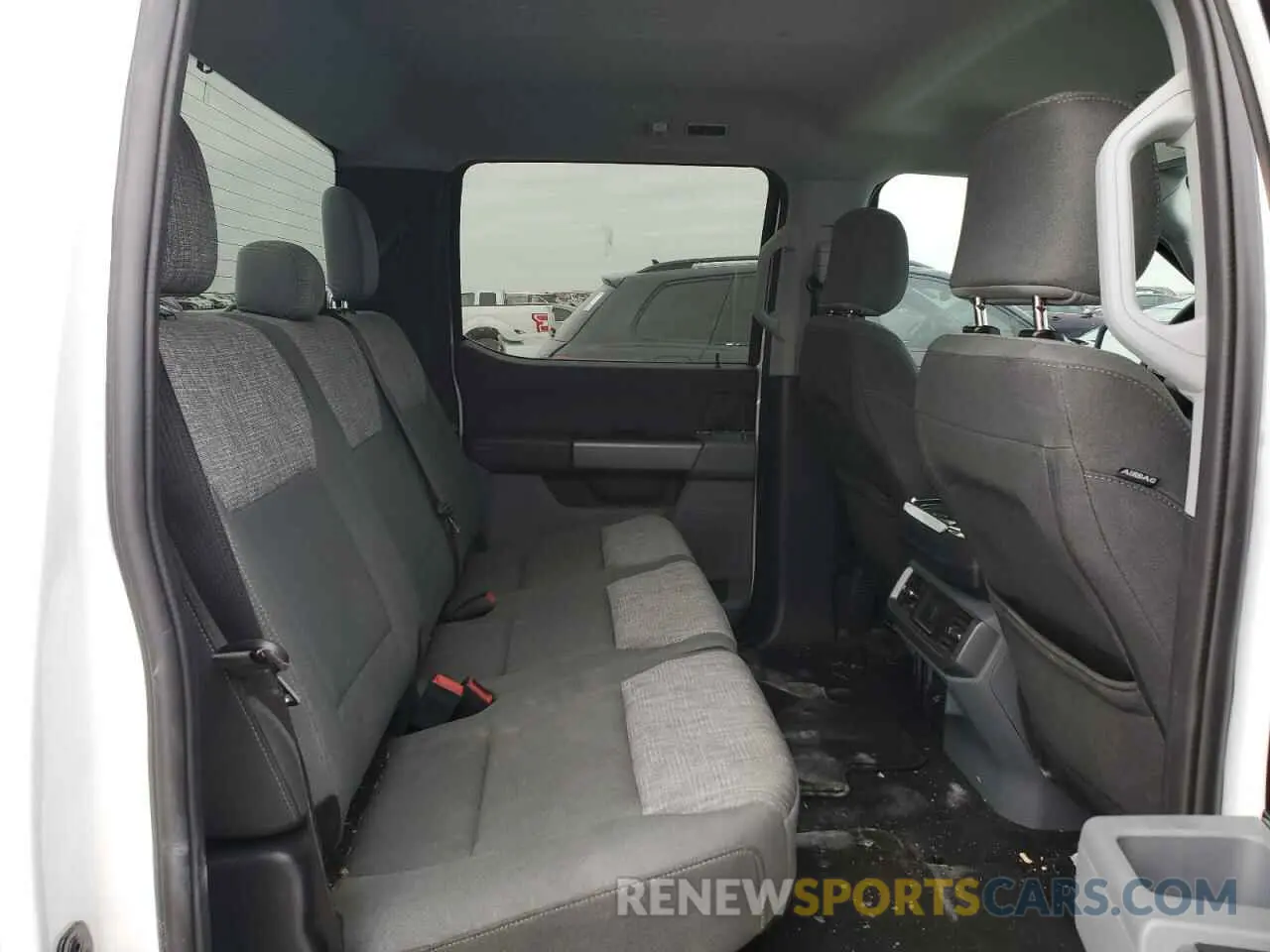 10 fotografías del automóvil dañado 1FTVW1EL5PWG29760 FORD F150 LIGHT 2023