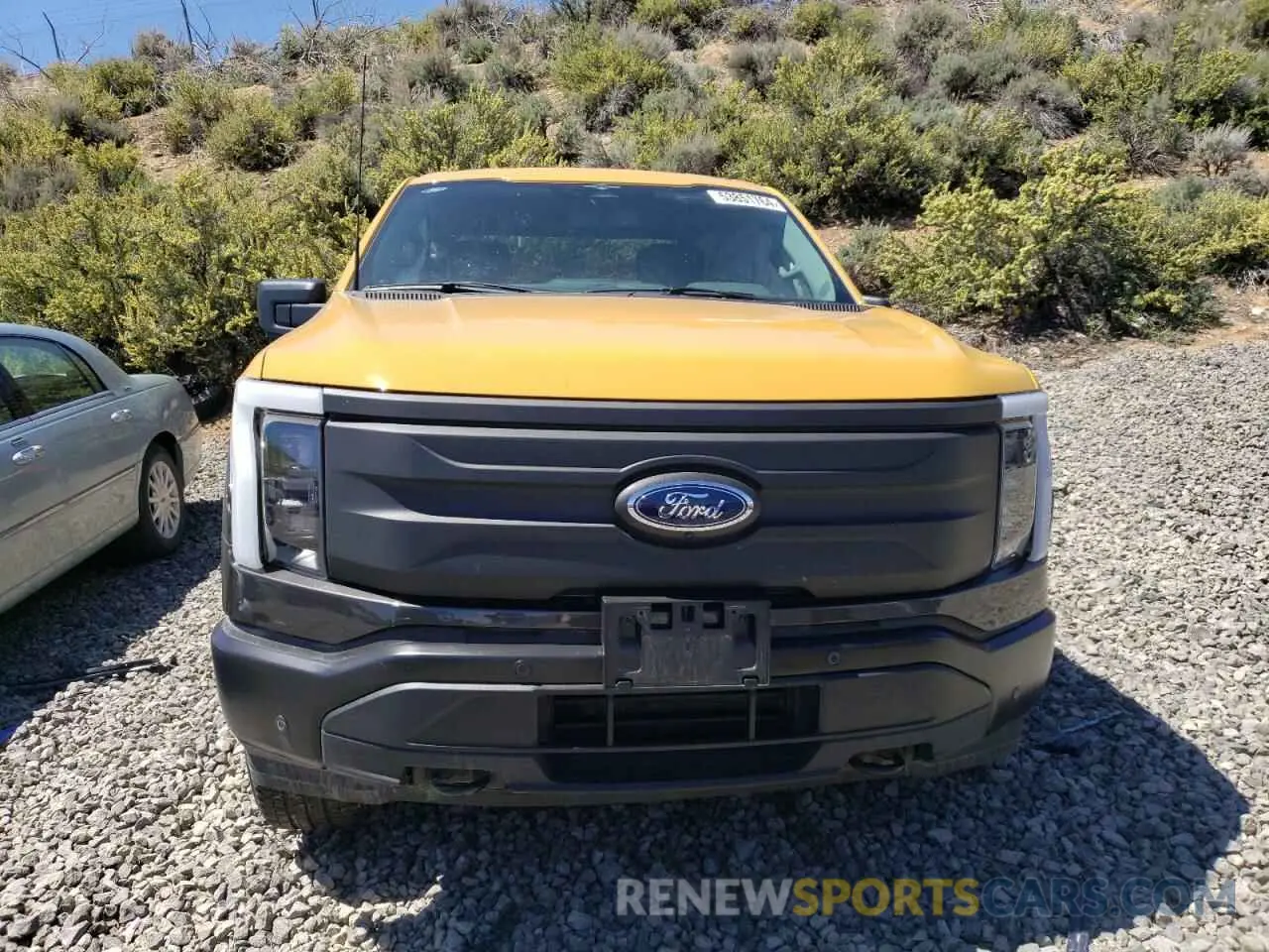 5 fotografías del automóvil dañado 1FTVW1EL7PWG11261 FORD F150 LIGHT 2023