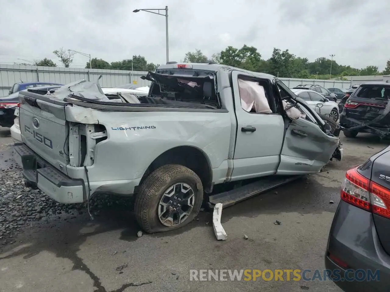3 fotografías del automóvil dañado 1FTVW1EL9PWG58758 FORD F150 LIGHT 2023
