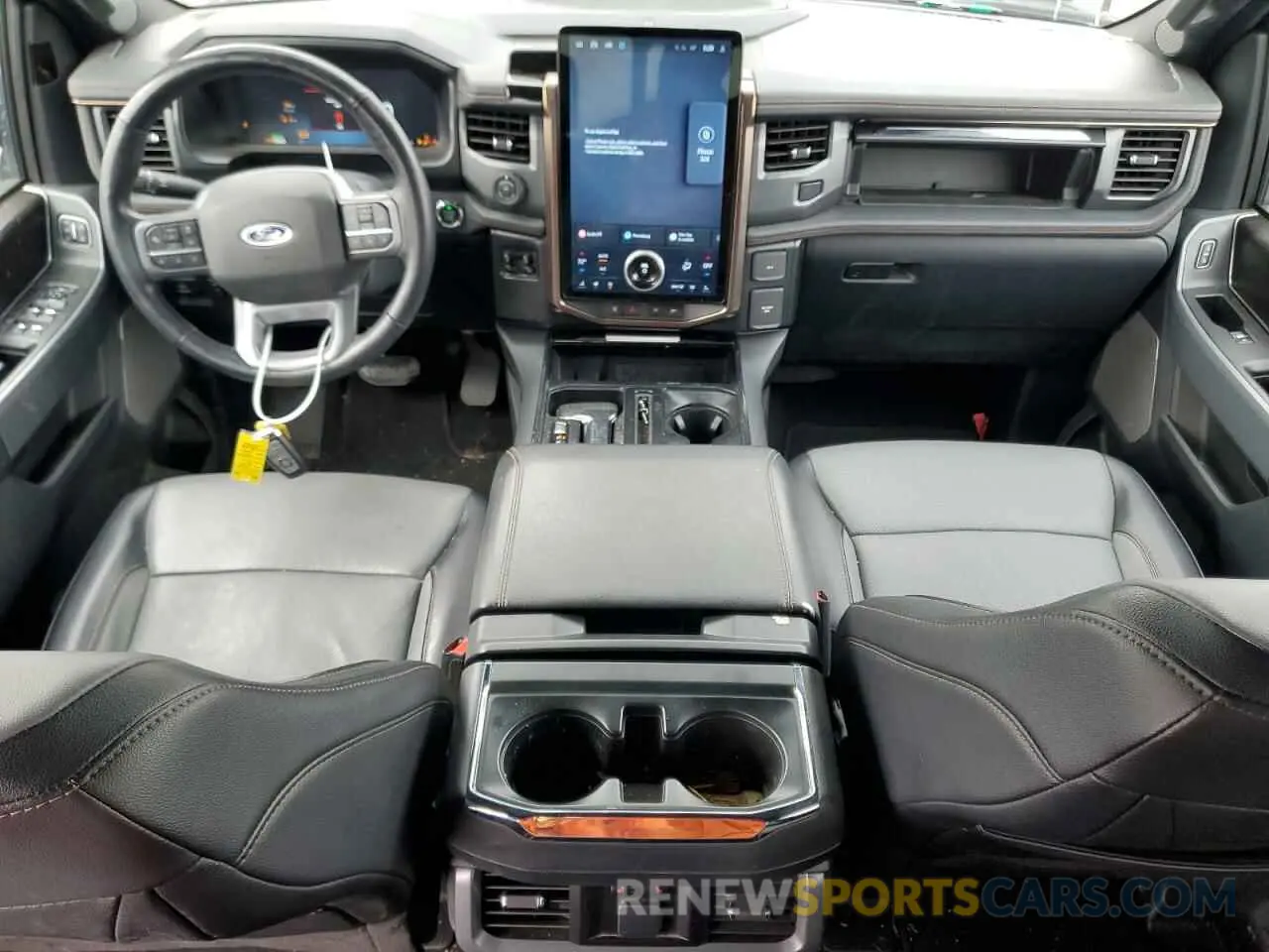 8 fotografías del automóvil dañado 1FTVW1EV0PWG07733 FORD F150 LIGHT 2023