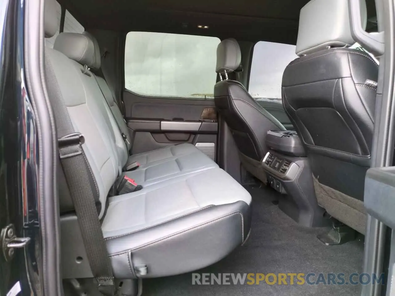 10 fotografías del automóvil dañado 1FTVW1EV5PWG16444 FORD F150 LIGHT 2023