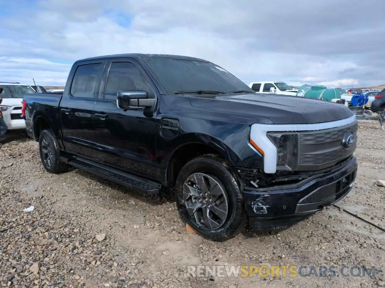 4 fotografías del automóvil dañado 1FTVW1EV5PWG16444 FORD F150 LIGHT 2023