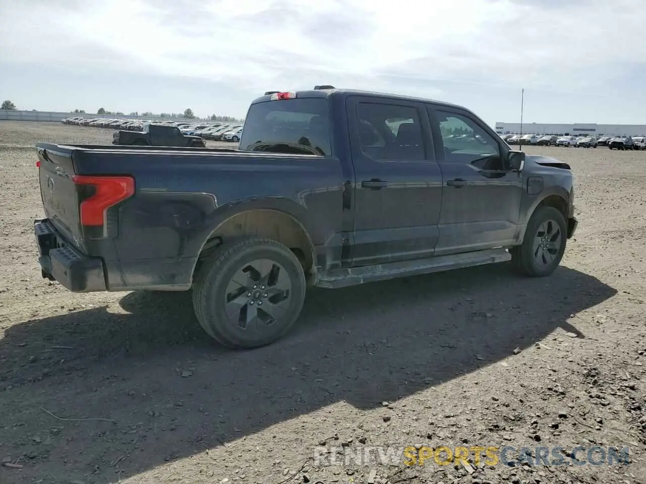 3 fotografías del automóvil dañado 1FTVW1EV5PWG36550 FORD F150 LIGHT 2023