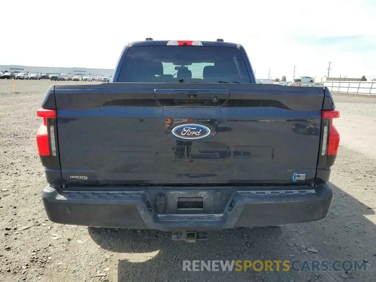 6 fotografías del automóvil dañado 1FTVW1EV5PWG36550 FORD F150 LIGHT 2023