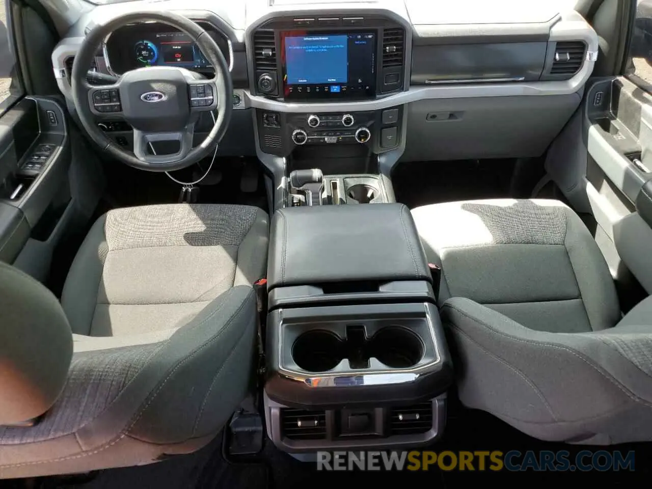 8 fotografías del automóvil dañado 1FTVW1EV5PWG36550 FORD F150 LIGHT 2023