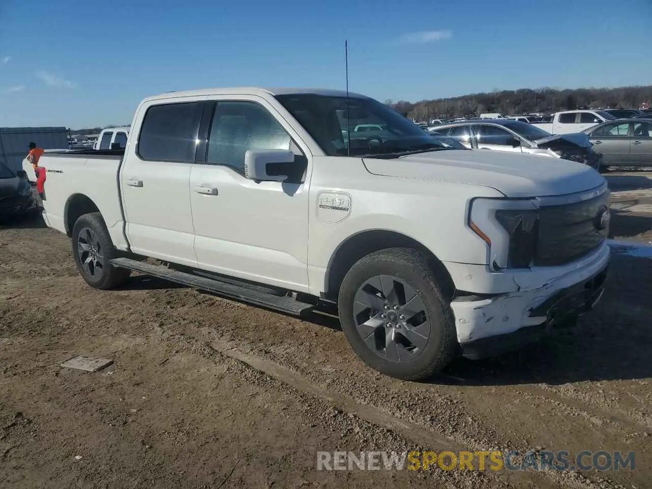 4 fotografías del automóvil dañado 1FTVW1EV5PWG43000 FORD F150 LIGHT 2023
