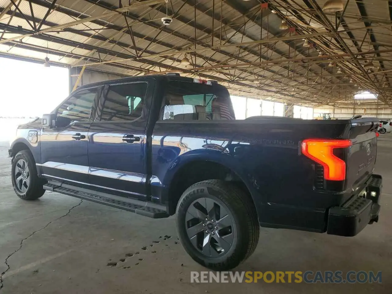 2 fotografías del automóvil dañado 1FT6W3L72RWG16991 FORD F150 LIGHT 2024