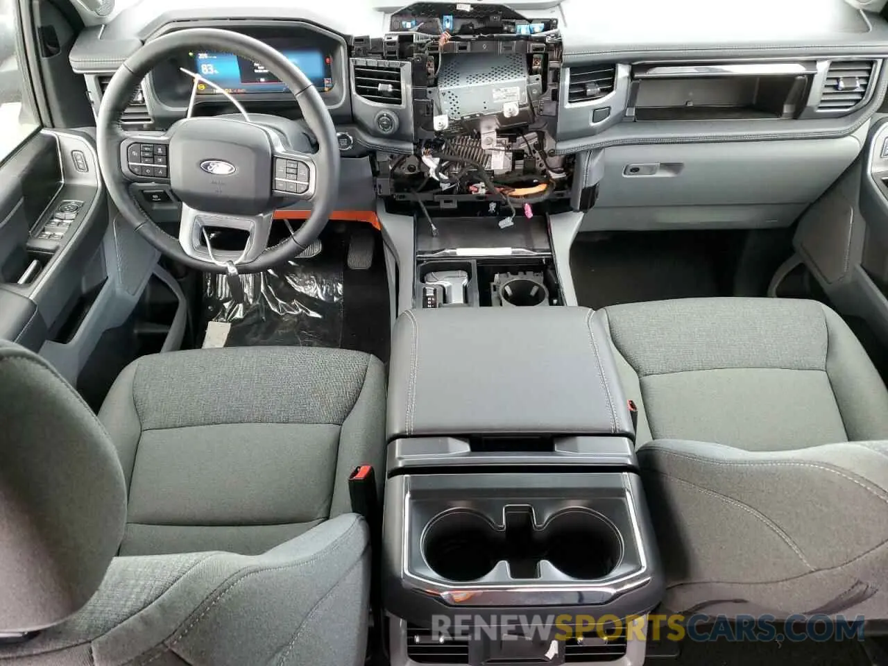 8 fotografías del automóvil dañado 1FT6W3L73RWG21830 FORD F150 LIGHT 2024