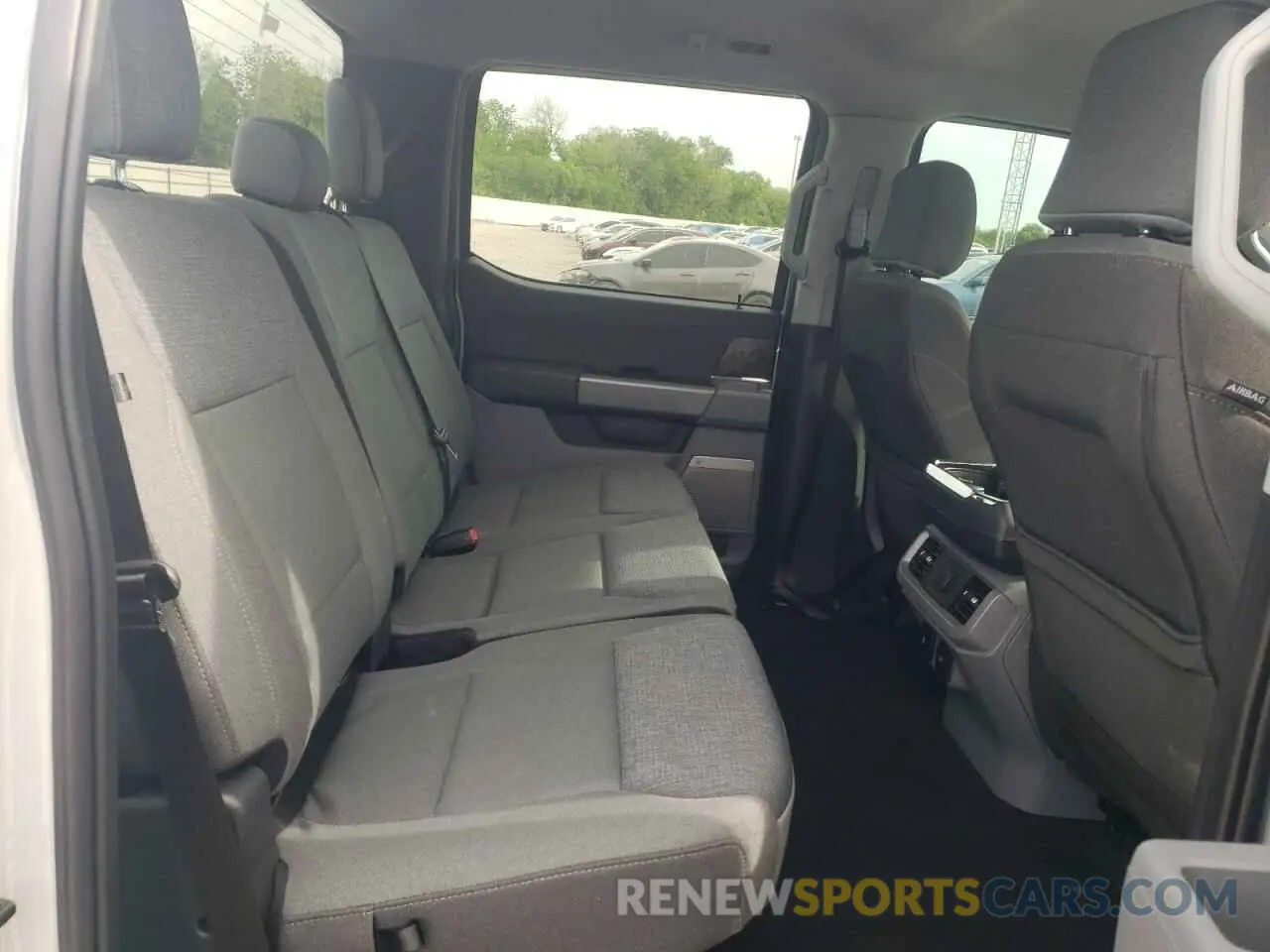 10 fotografías del automóvil dañado 1FT6W3L78RWG28675 FORD F150 LIGHT 2024