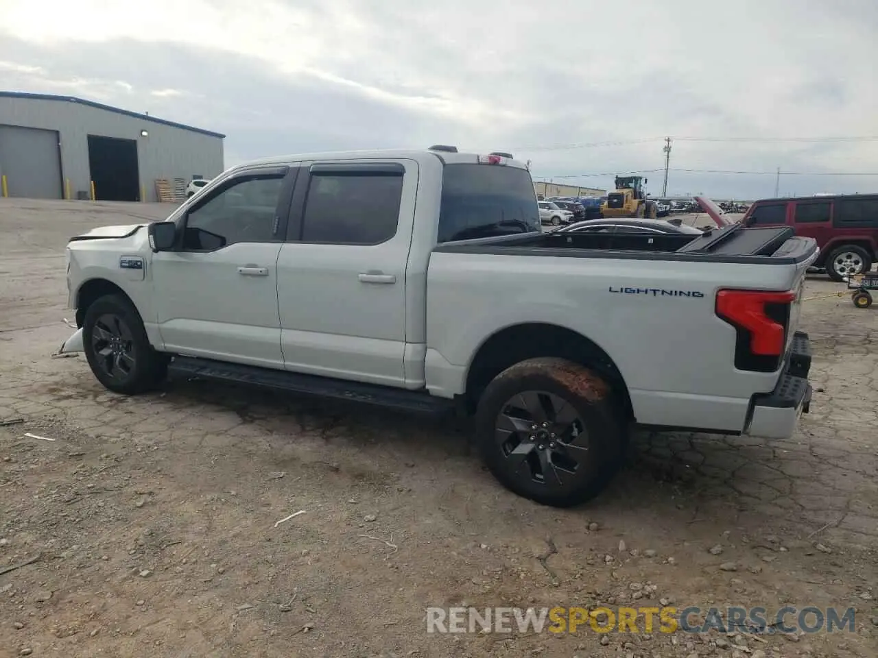 2 fotografías del automóvil dañado 1FT6W3L78RWG28675 FORD F150 LIGHT 2024