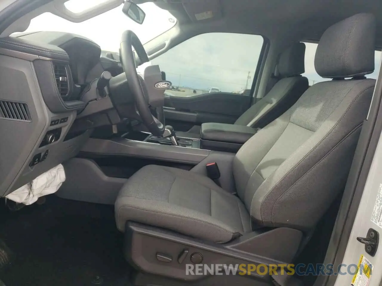 7 fotografías del automóvil dañado 1FT6W3L78RWG28675 FORD F150 LIGHT 2024