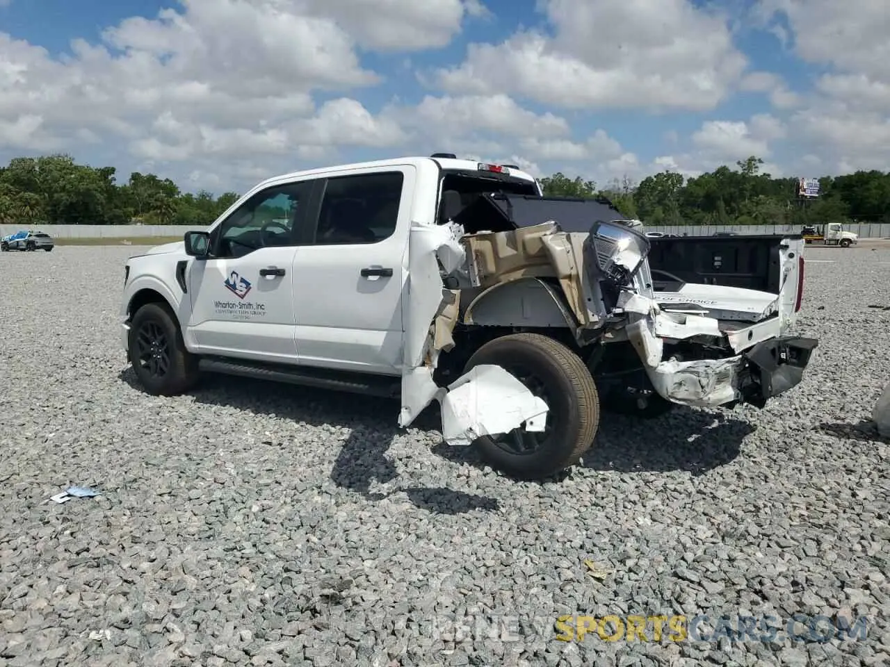2 fotografías del automóvil dañado 1FTEW2K58RKE25993 FORD F150 STX 2024