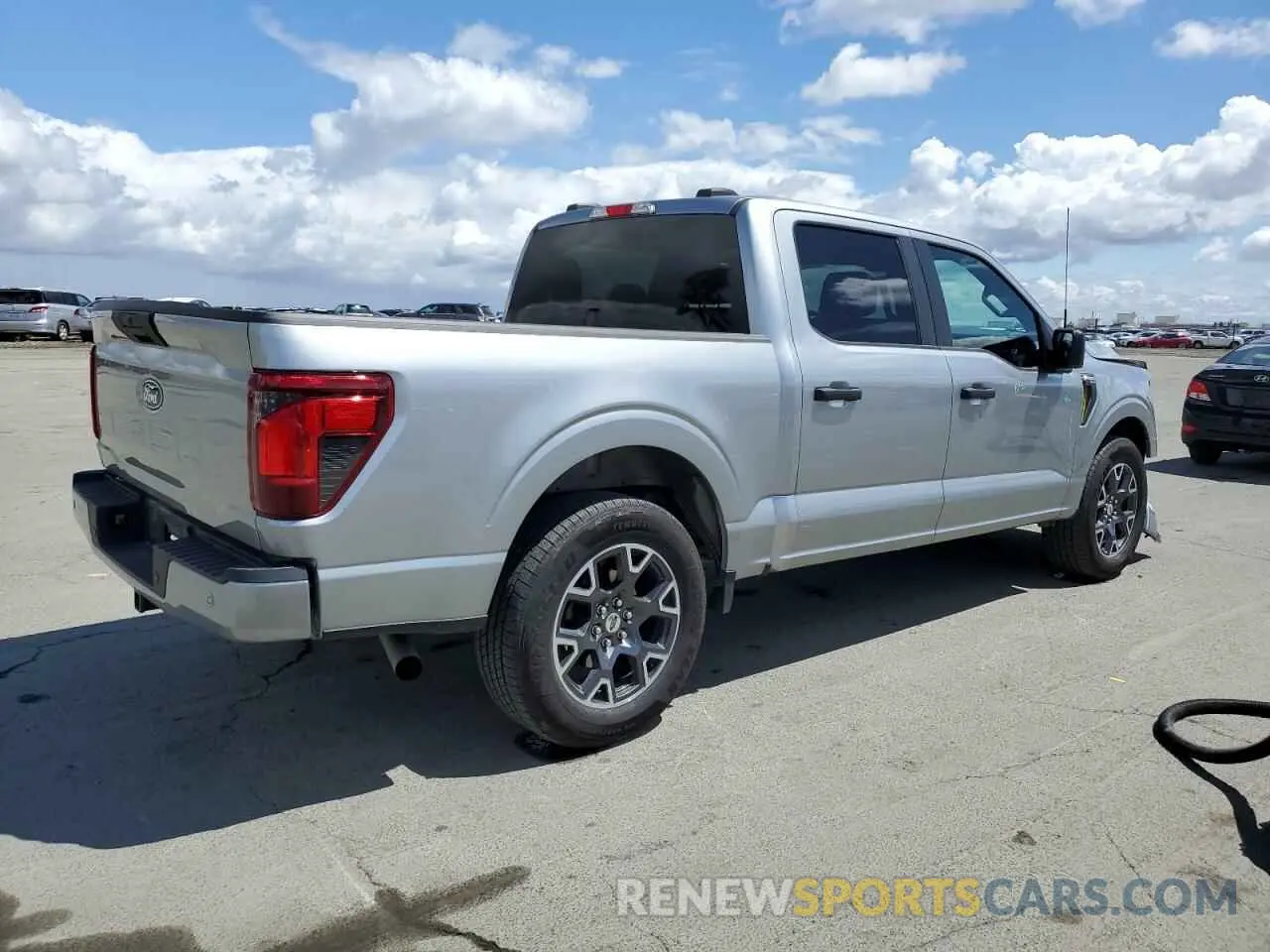 3 fotografías del automóvil dañado 1FTEW2KP1RKD27471 FORD F150 STX 2024