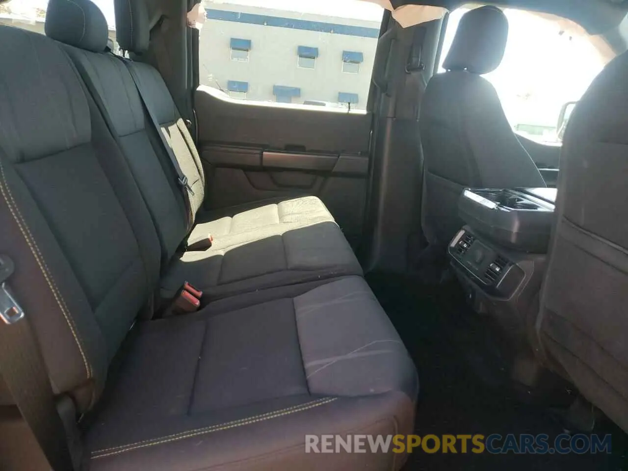 10 fotografías del automóvil dañado 1FTEW2LP0RFA60508 FORD F150 STX 2024