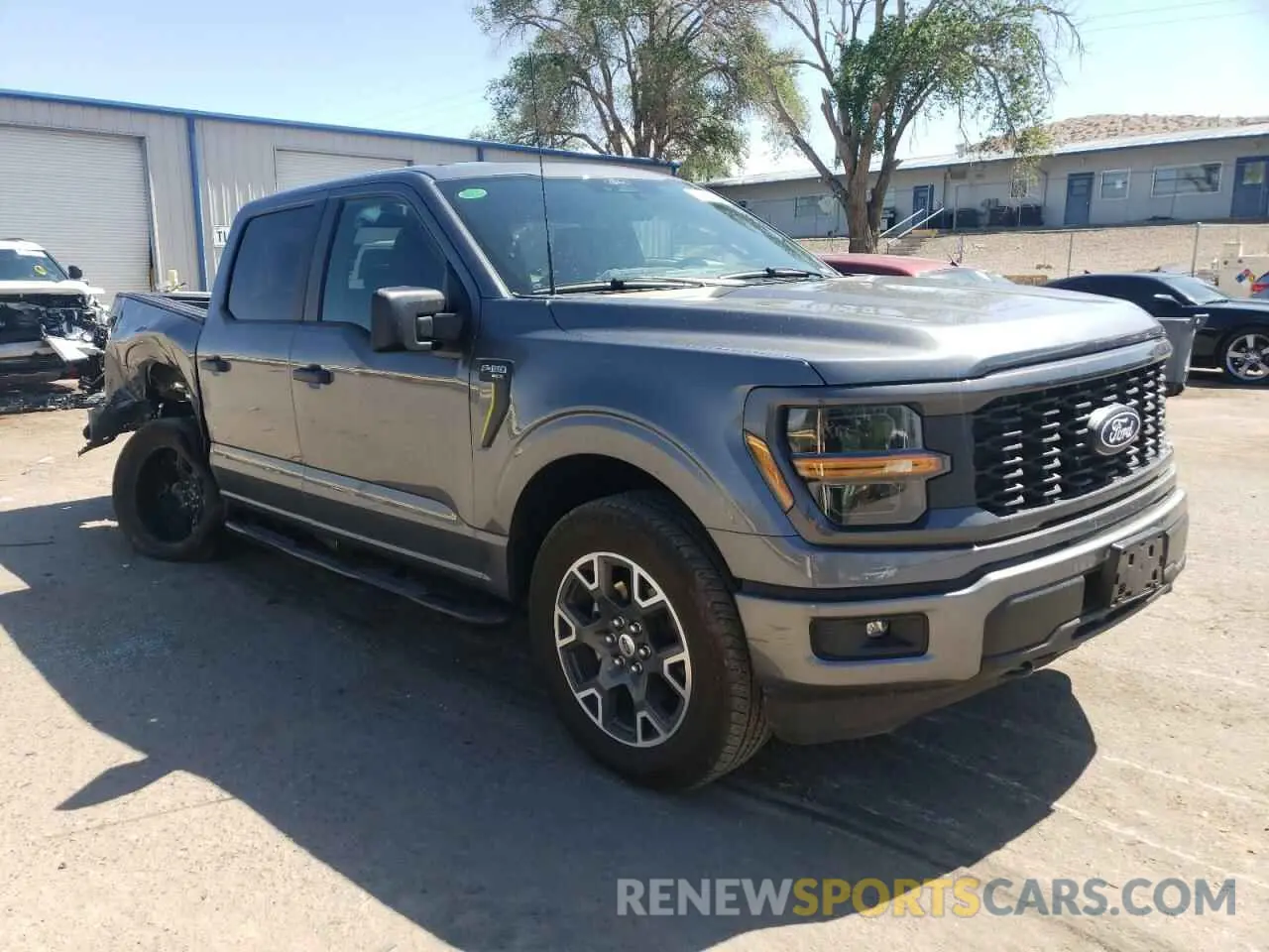 4 fotografías del automóvil dañado 1FTEW2LP0RFA60508 FORD F150 STX 2024