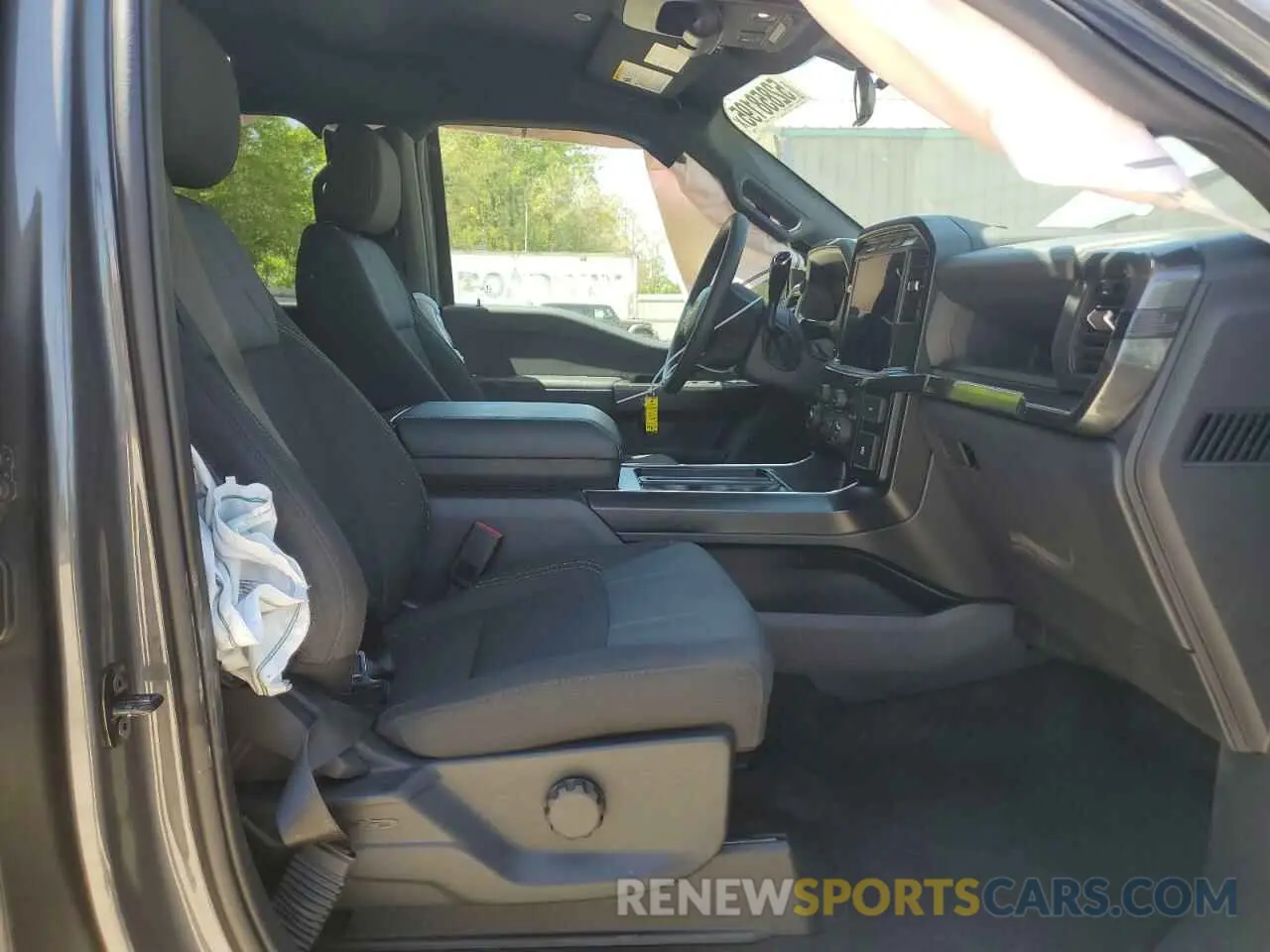 7 fotografías del automóvil dañado 1FTEW2LP3RKF76028 FORD F150 STX 2024