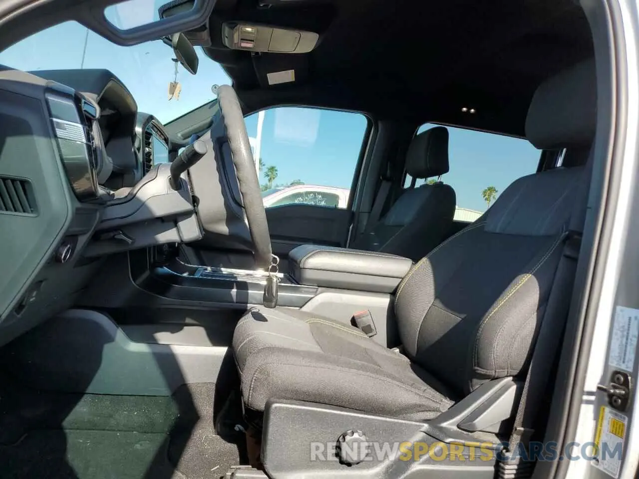 7 fotografías del automóvil dañado 1FTEW2LP4RKF00494 FORD F150 STX 2024