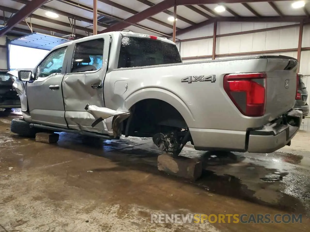 2 fotografías del automóvil dañado 1FTEW2LP5RKD46491 FORD F150 STX 2024
