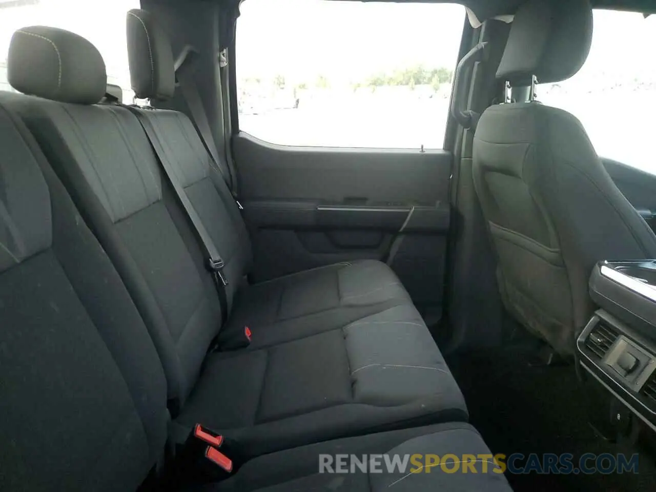 11 fotografías del automóvil dañado 1FTEW2LP6RFA88913 FORD F150 STX 2024