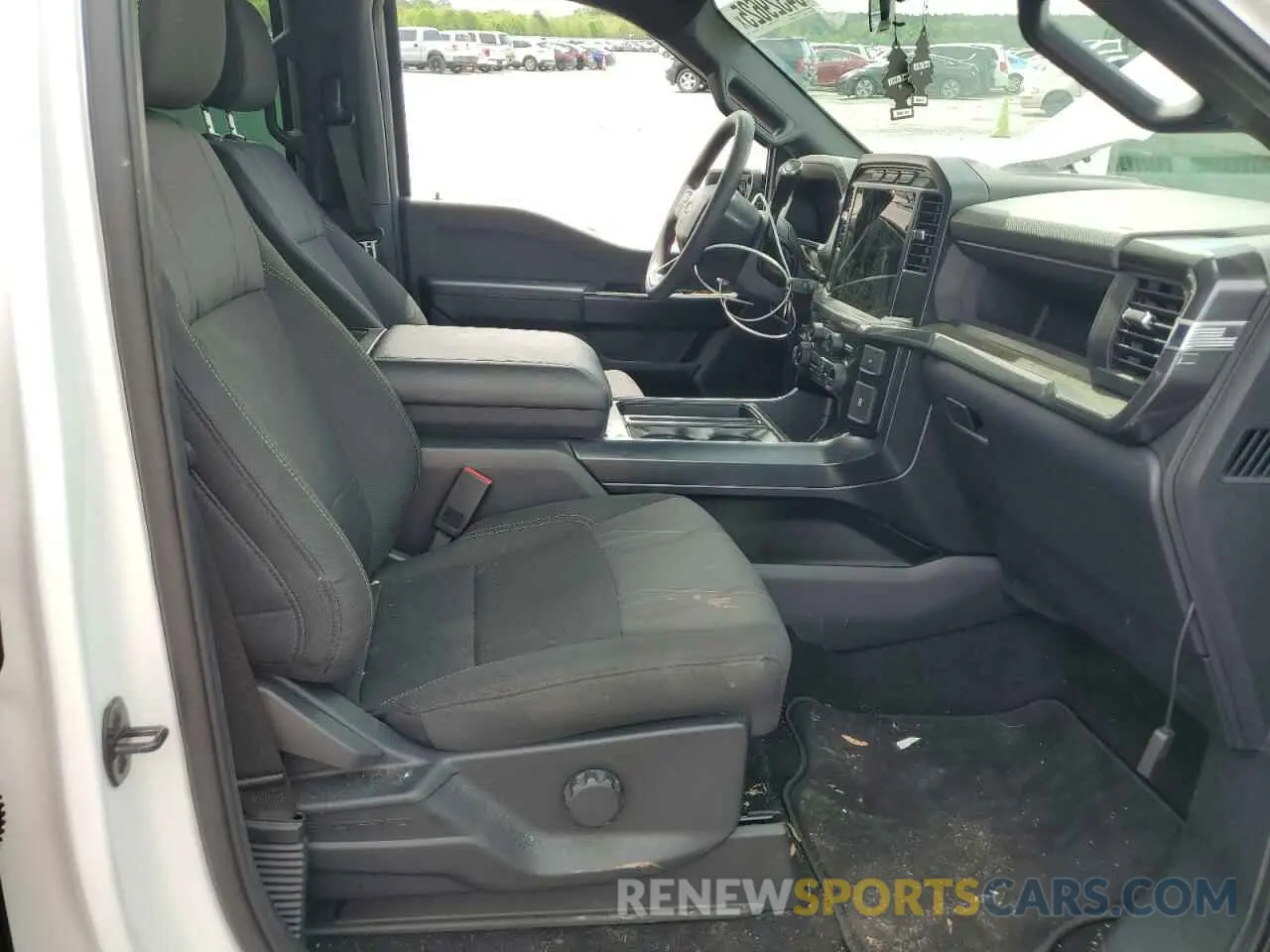 7 fotografías del automóvil dañado 1FTEW2LP9RKD03515 FORD F150 STX 2024