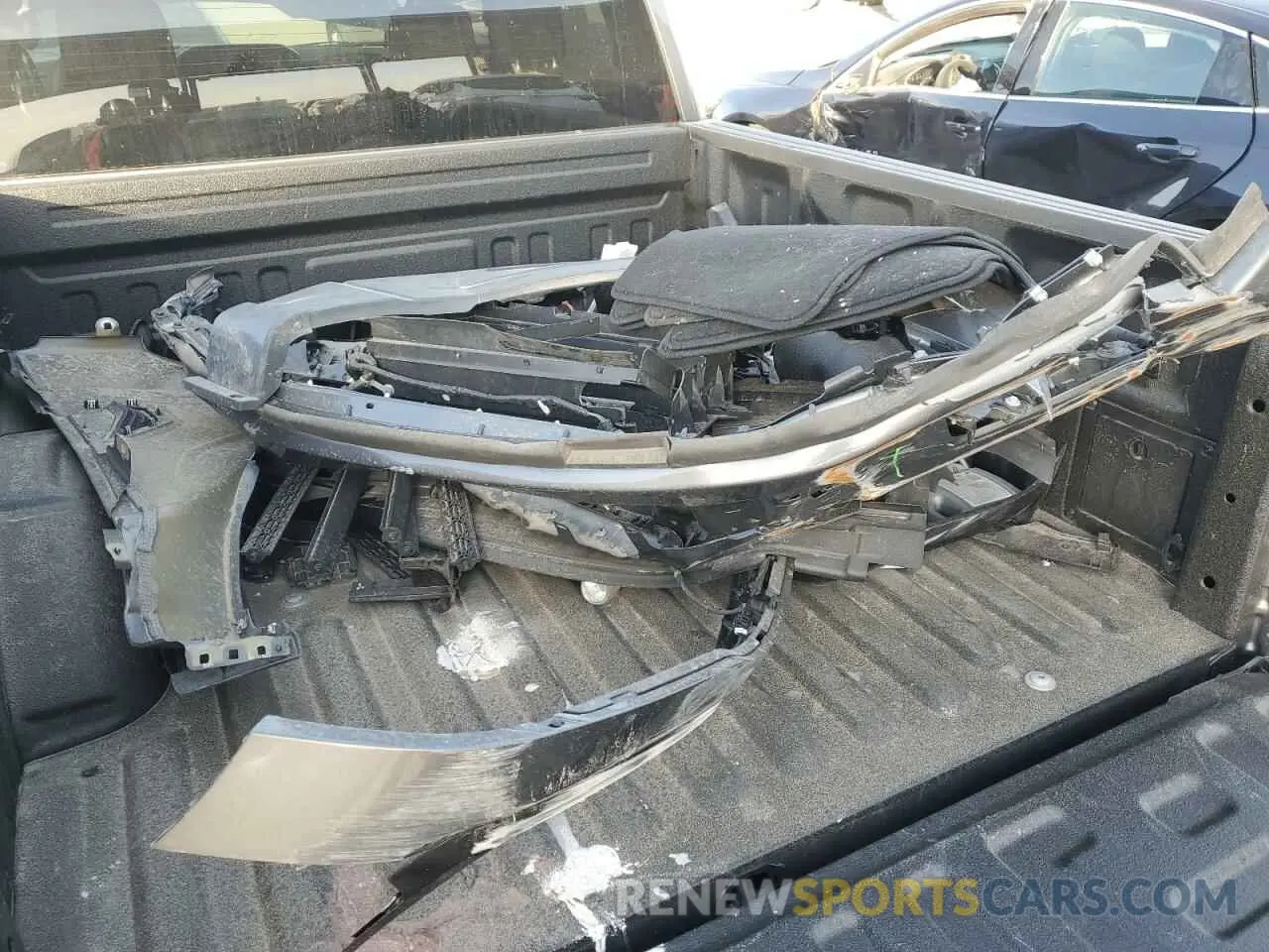 12 fotografías del automóvil dañado 1FTEW2LP9RKF12642 FORD F150 STX 2024