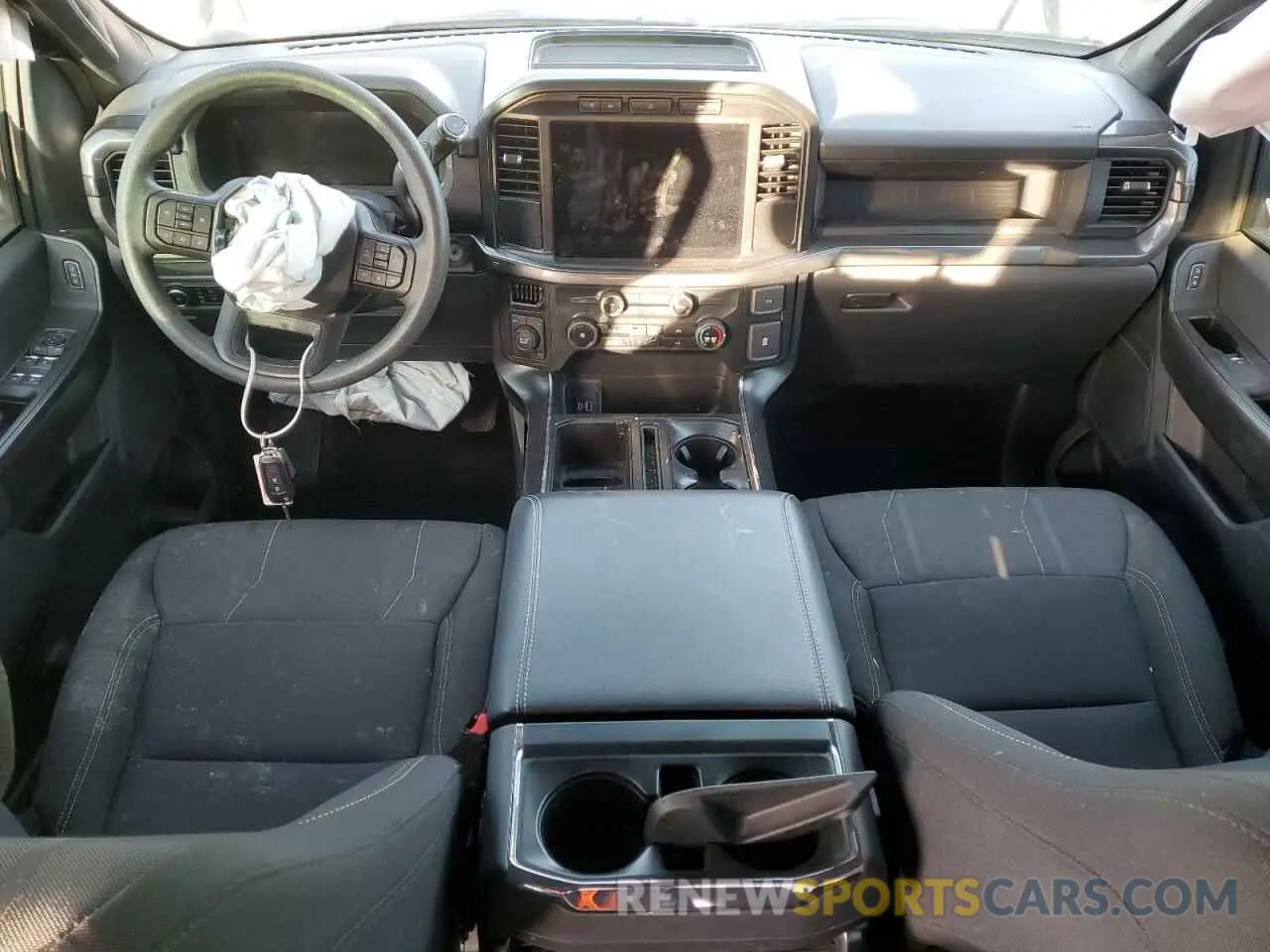 8 fotografías del automóvil dañado 1FTEW2LP9RKF12642 FORD F150 STX 2024