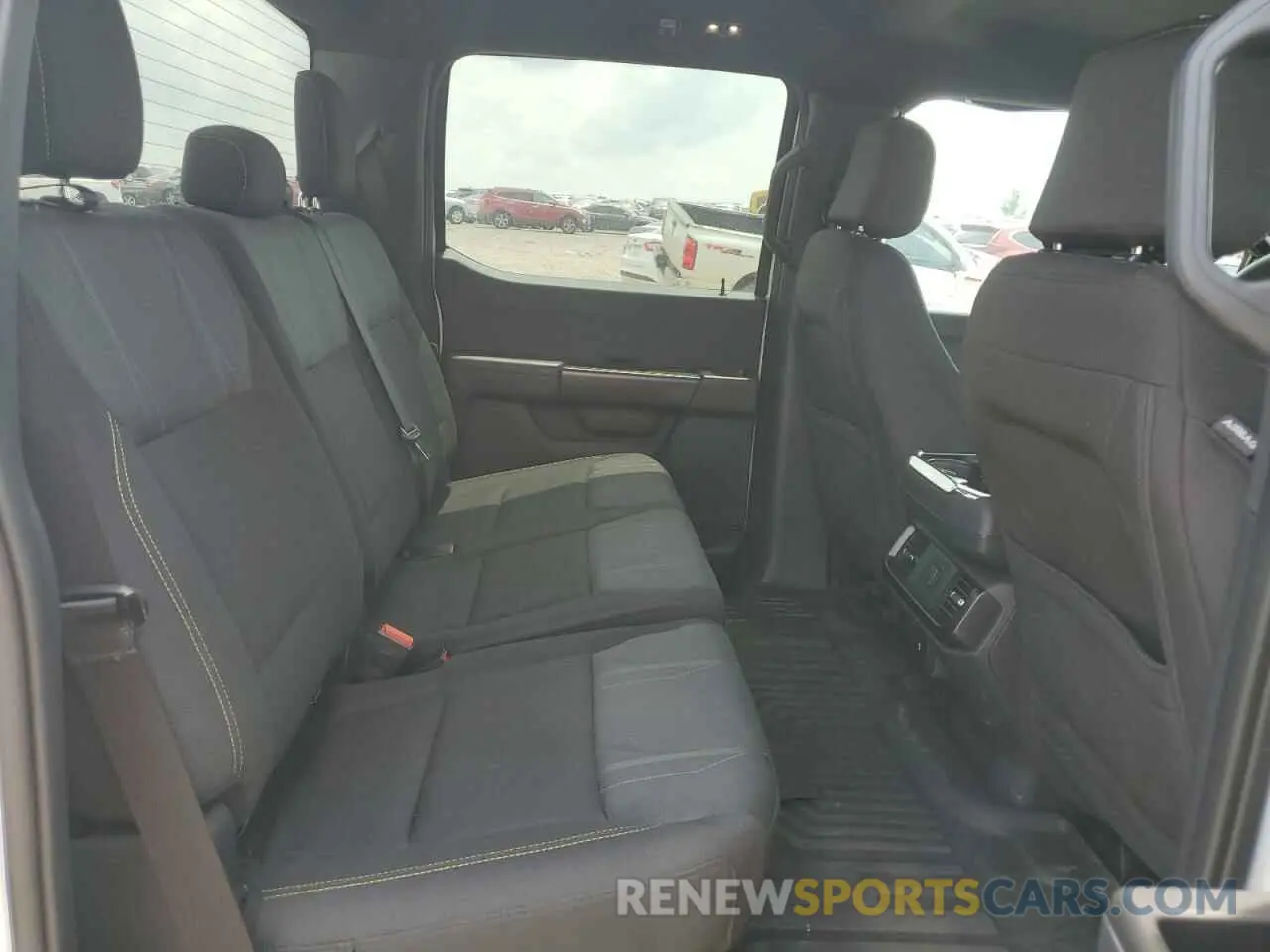 10 fotografías del automóvil dañado 1FTEW2LPXRKF10947 FORD F150 STX 2024