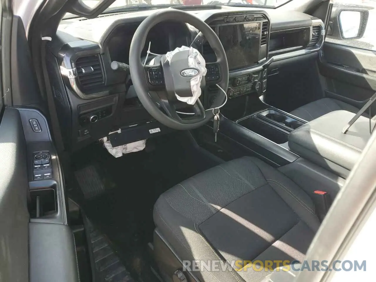 8 fotografías del automóvil dañado 1FTEX2KP6RKE96558 FORD F150 STX 2024