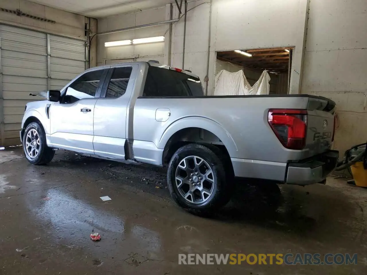 2 fotografías del automóvil dañado 1FTEX2KP9RKD32351 FORD F150 STX 2024