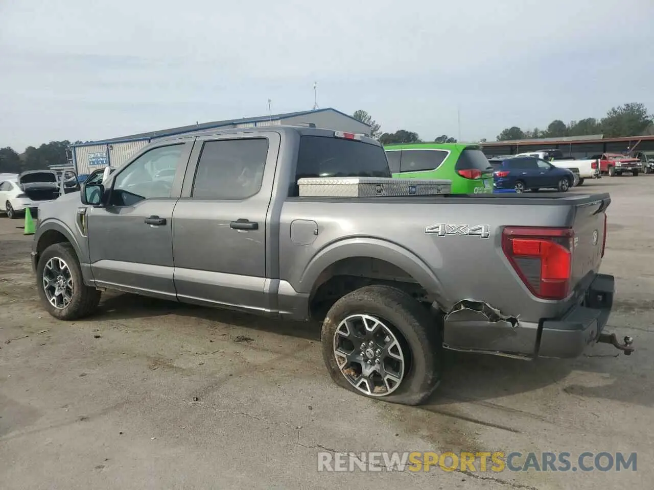 2 fotografías del automóvil dañado 1FTFW2L58RKD54586 FORD F150 STX 2024