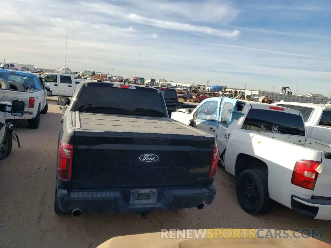 6 fotografías del automóvil dañado 1FTFW2L59RFA46058 FORD F150 STX 2024