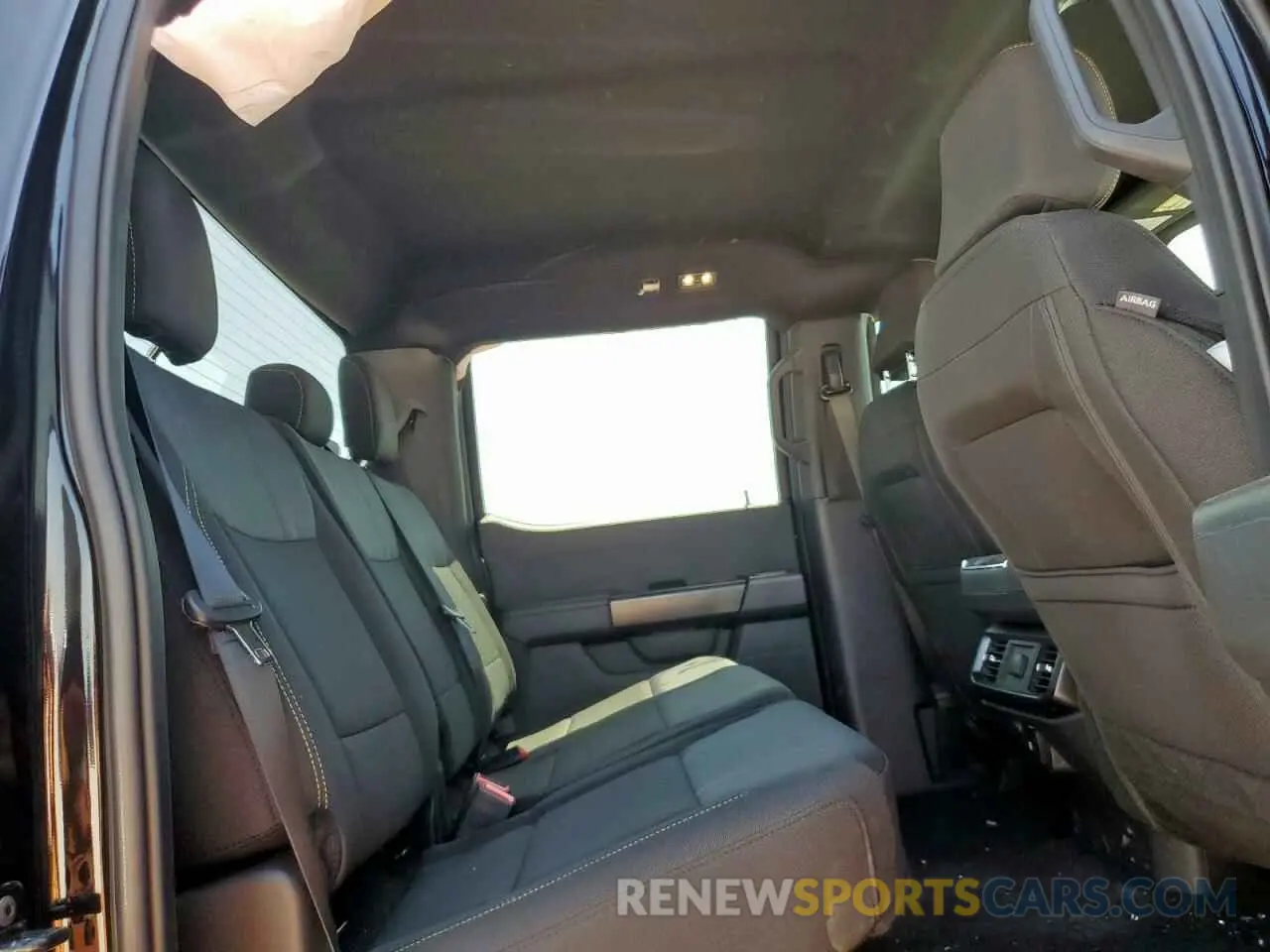 10 fotografías del automóvil dañado 1FTEW2KP8SKD01519 FORD F150 STX 2025