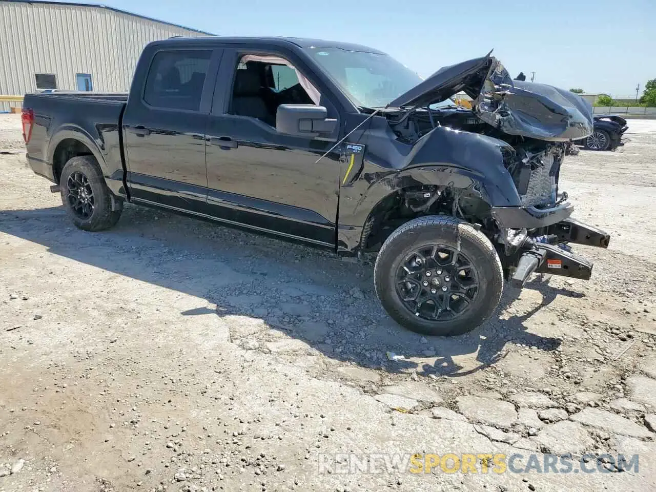 4 fotografías del automóvil dañado 1FTEW2KP8SKD01519 FORD F150 STX 2025