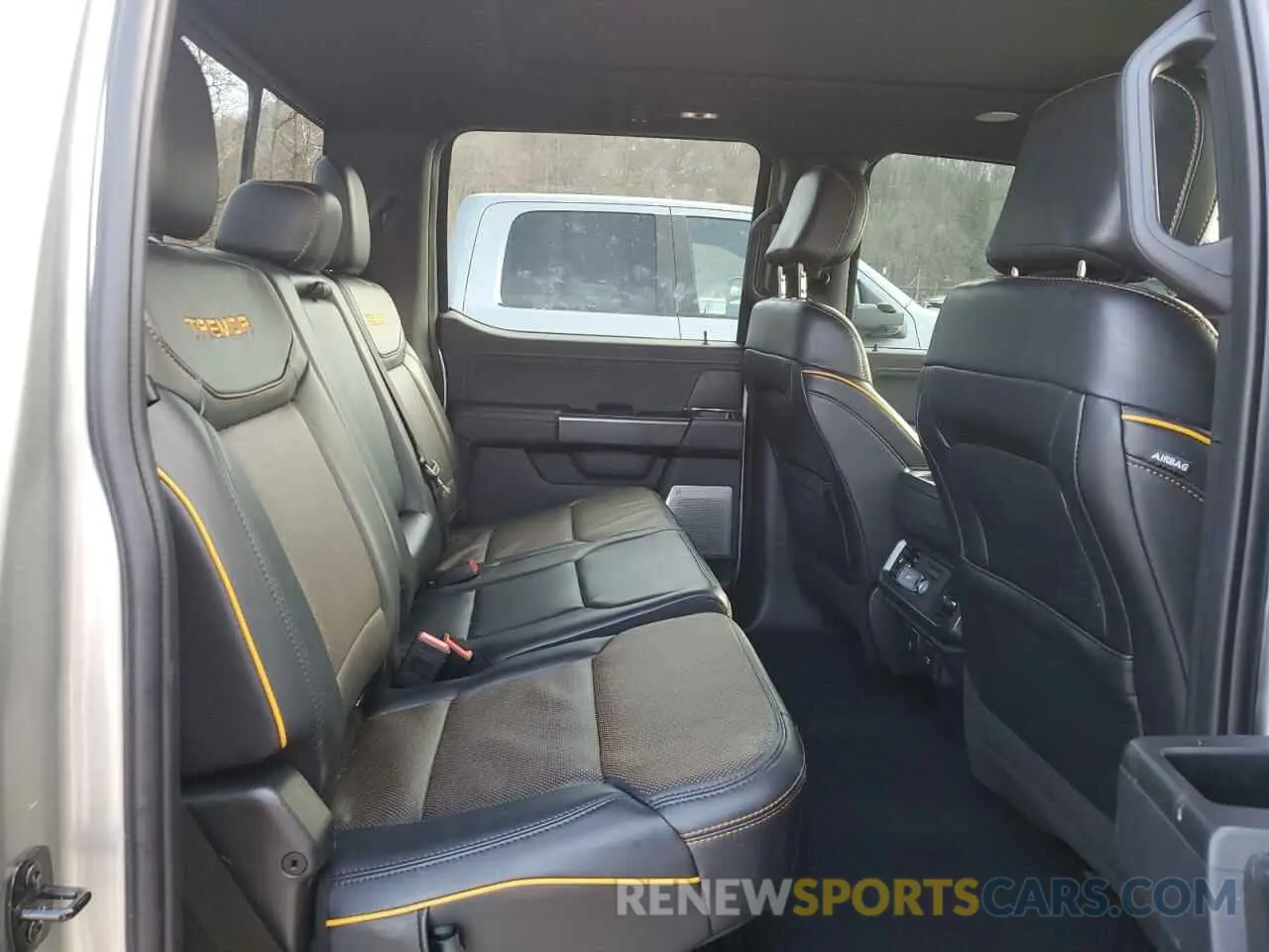 10 fotografías del automóvil dañado 1FTFW4L50RFB37537 FORD F150 TREMO 2024