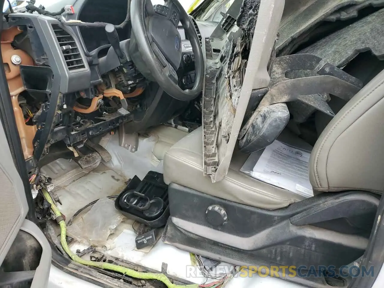 7 fotografías del automóvil dañado 1FDBF2B61KEF04613 FORD F250 2019