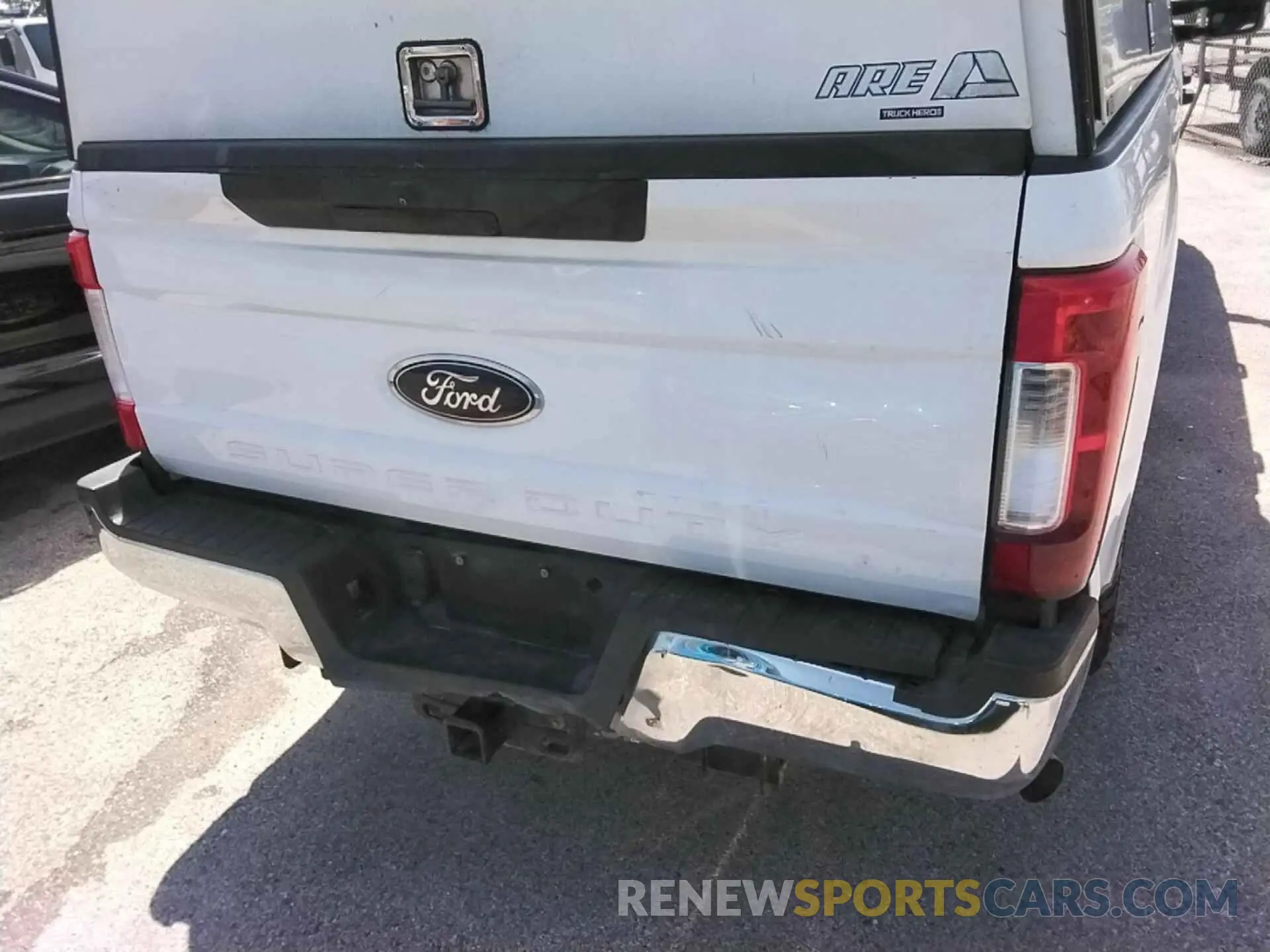 30 fotografías del automóvil dañado 1FT7W2A68KEC31553 FORD F250 2019