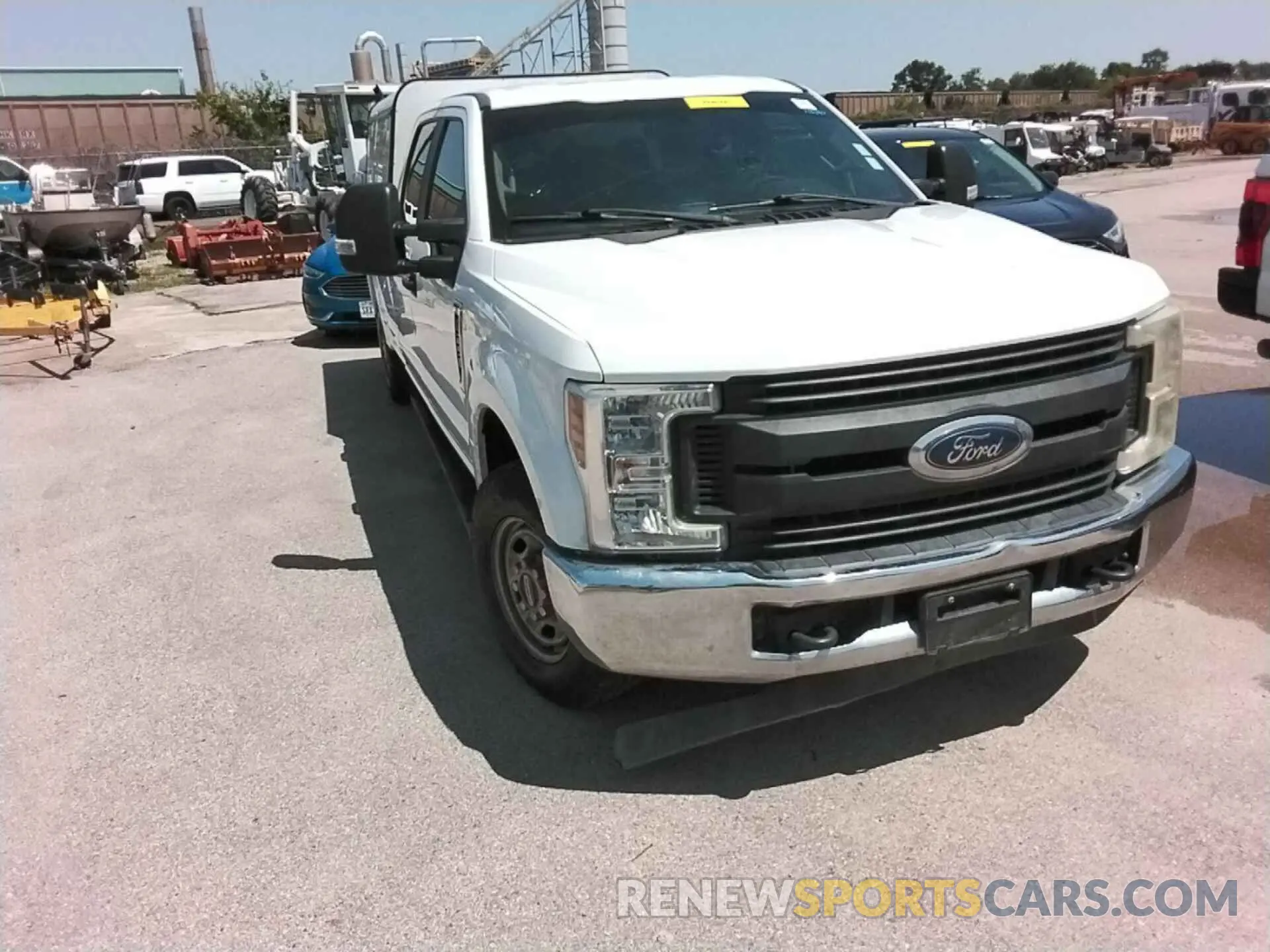 4 fotografías del automóvil dañado 1FT7W2A68KEC31553 FORD F250 2019